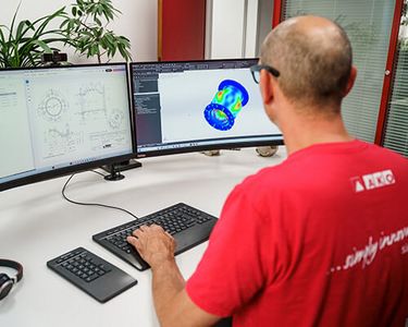 Teste de simulação de pressão interno da empresa